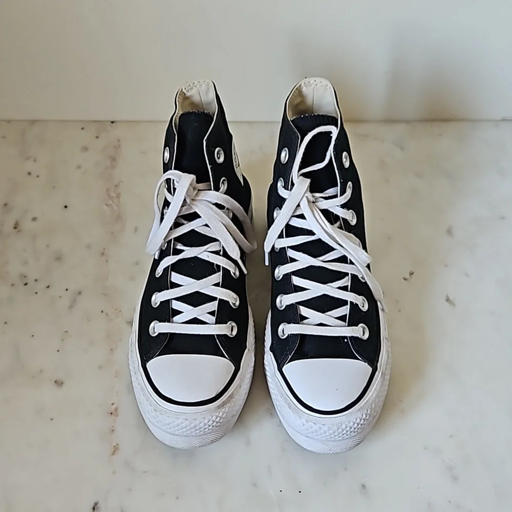 Converse Black Canvas High-Tops with White Details - Picture 3 of 8